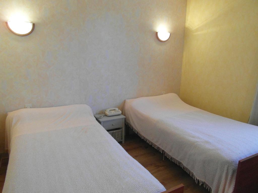 Hotel Restaurant Le Perigord Maurs Zimmer foto
