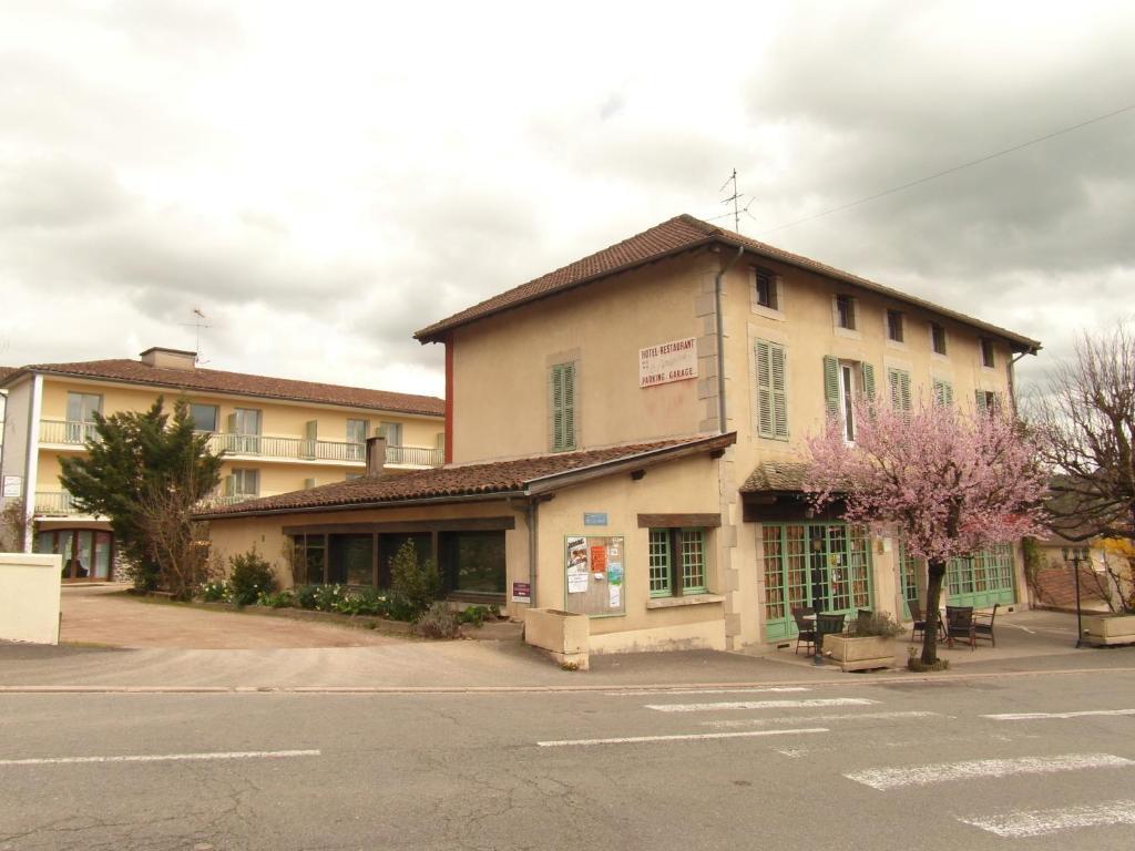 Hotel Restaurant Le Perigord Maurs Exterior foto